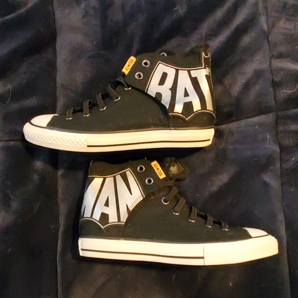 NEW Converse BATMAN Black Shoes Size 6